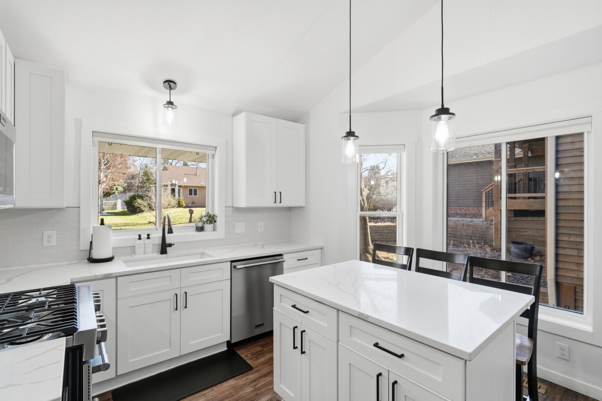 5480 w 131st st, savage, mn 55378 0046.jpg