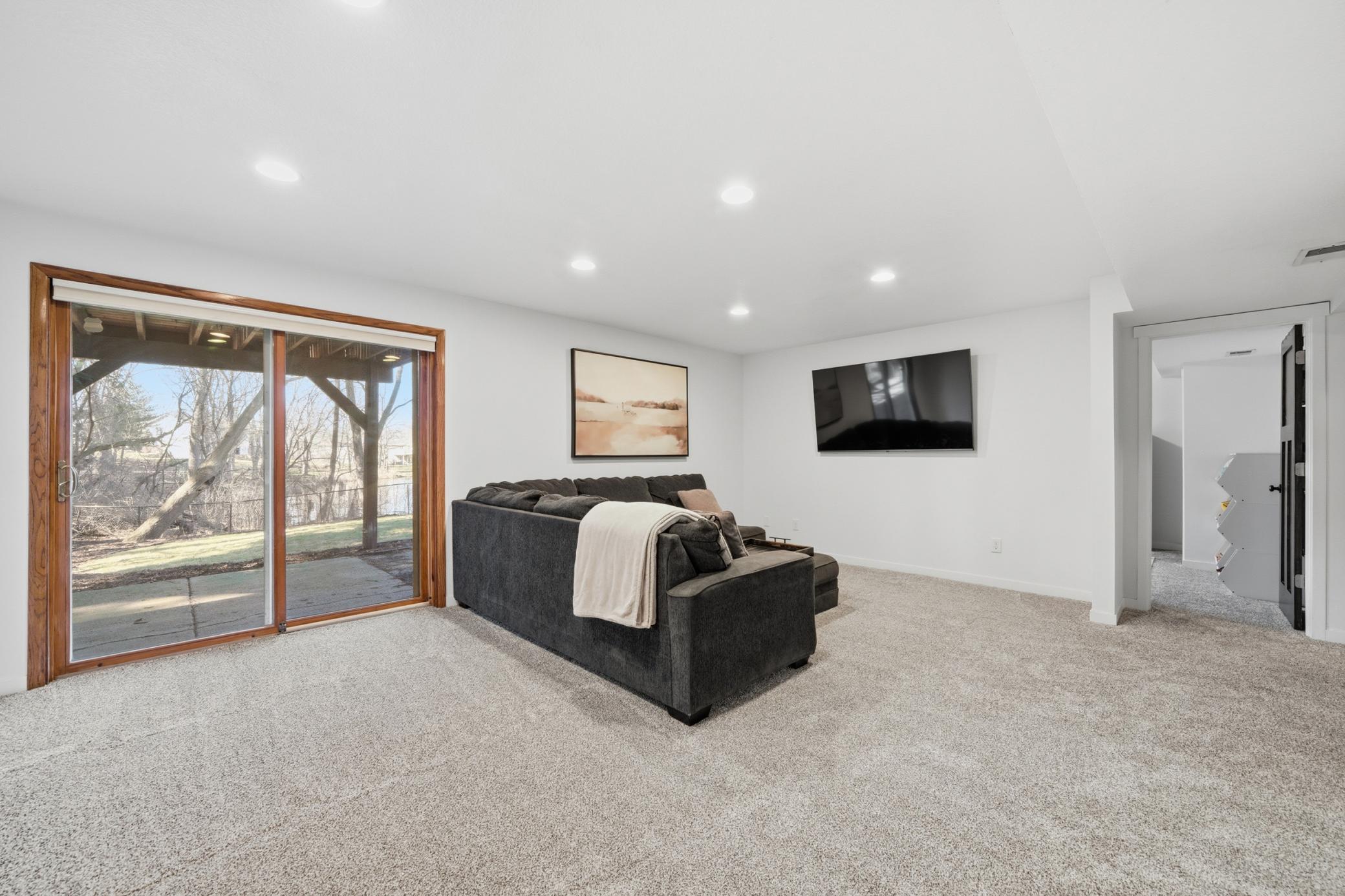 5480 w 131st st, savage, mn 55378 0206.jpg