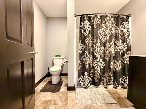 1781 Donavon Drive, Worthington, MN 56187