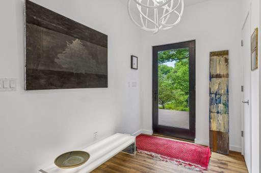 Spacious front entry / foyer