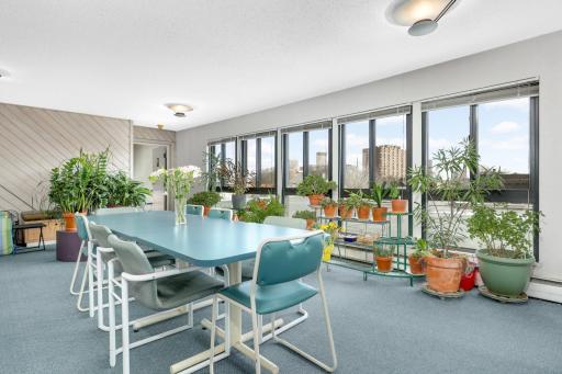 1912 Dupont Avenue S, 405, Minneapolis, MN 55403