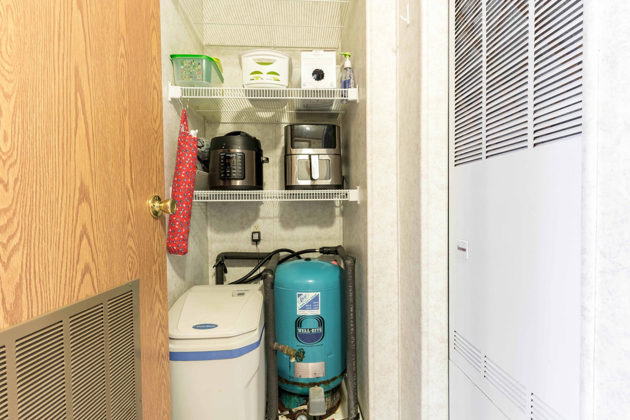 14547 Hilltop-141.jpg