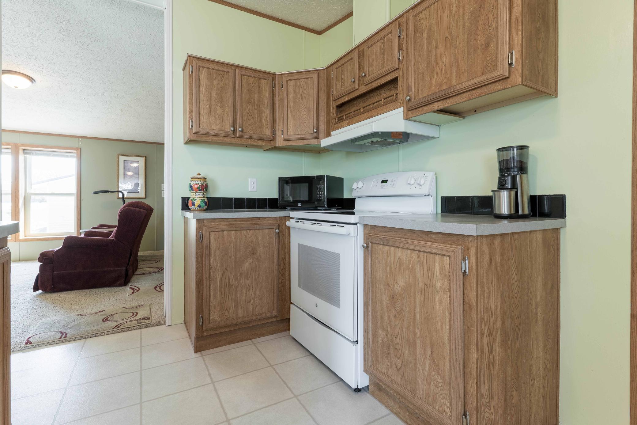 14547 Hilltop-150.jpg