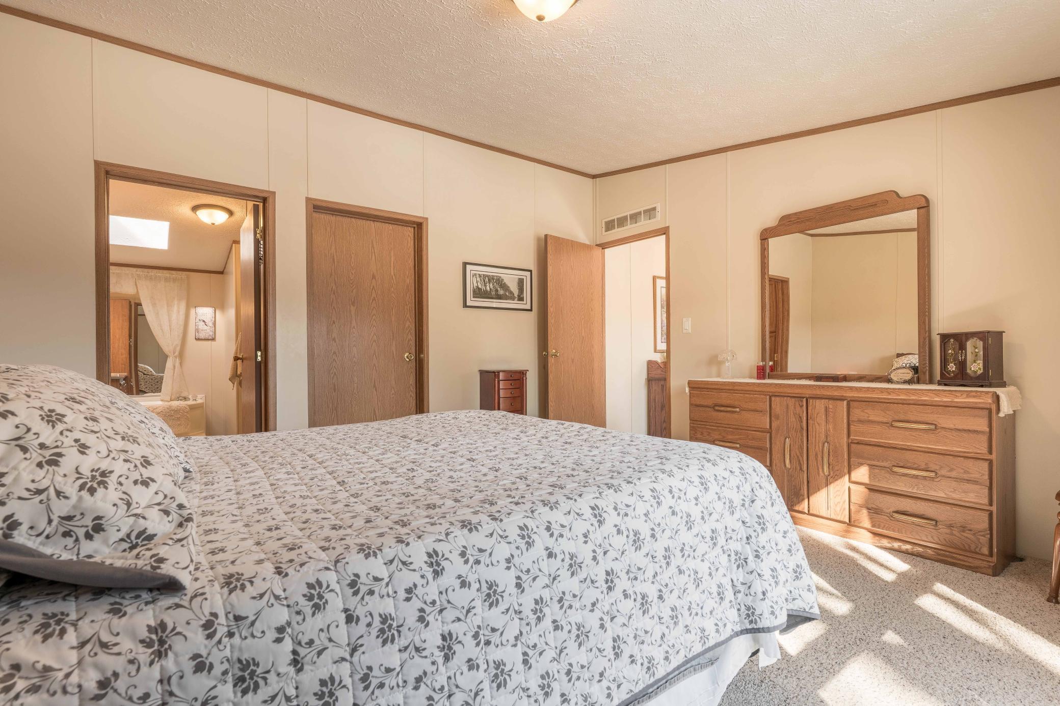 14547 Hilltop-128.jpg