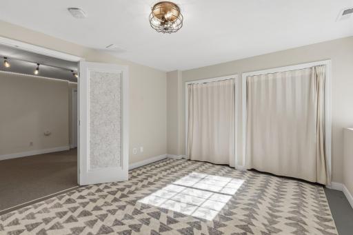 4087 Raspberry Ridge Road NE, Prior Lake, MN 55372