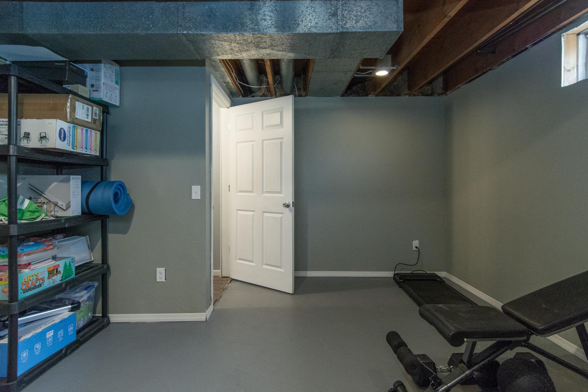 Storage/workout room