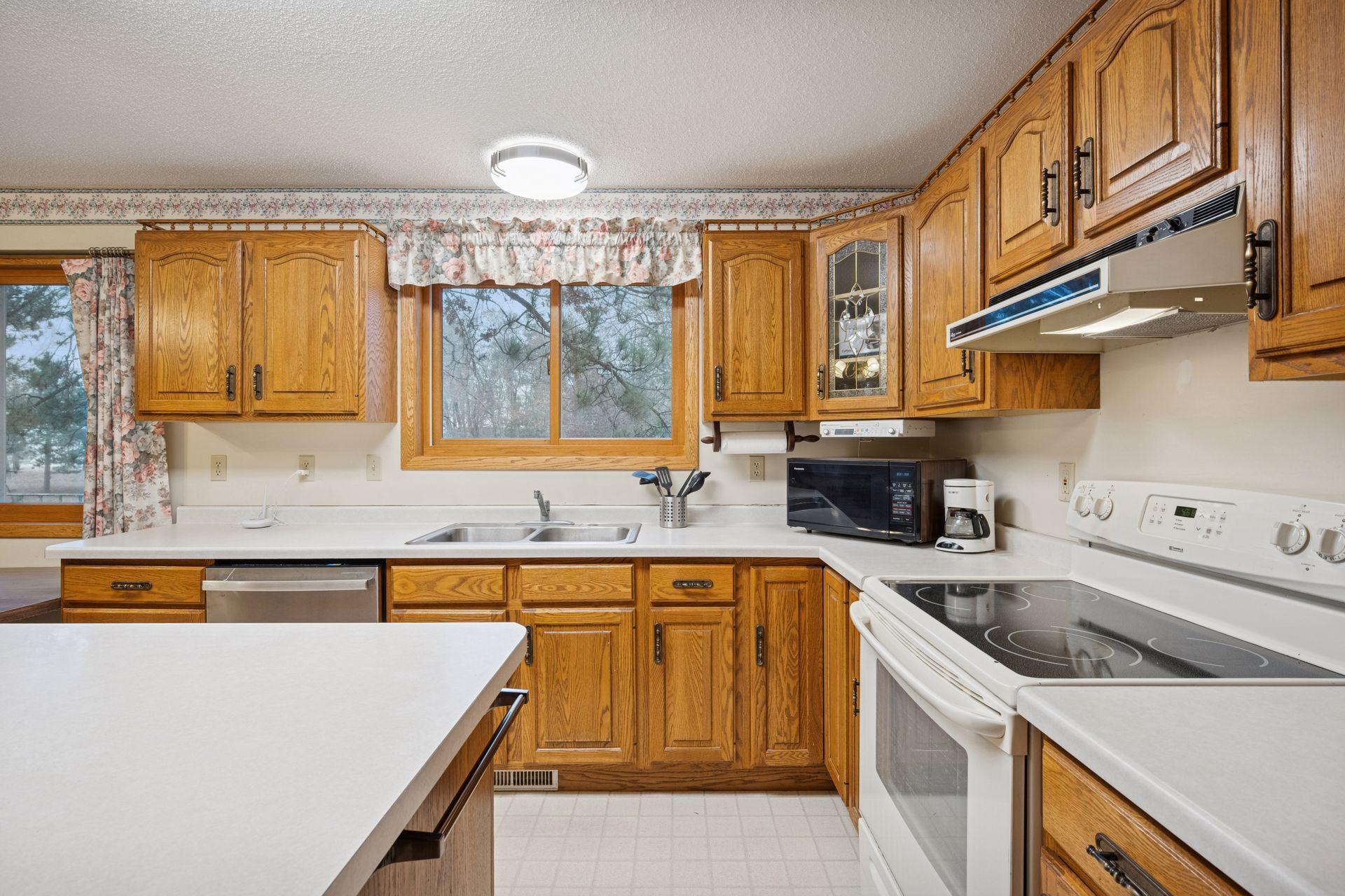 12553 N Pelican Ln - Spacecrafting - 0013.jpg