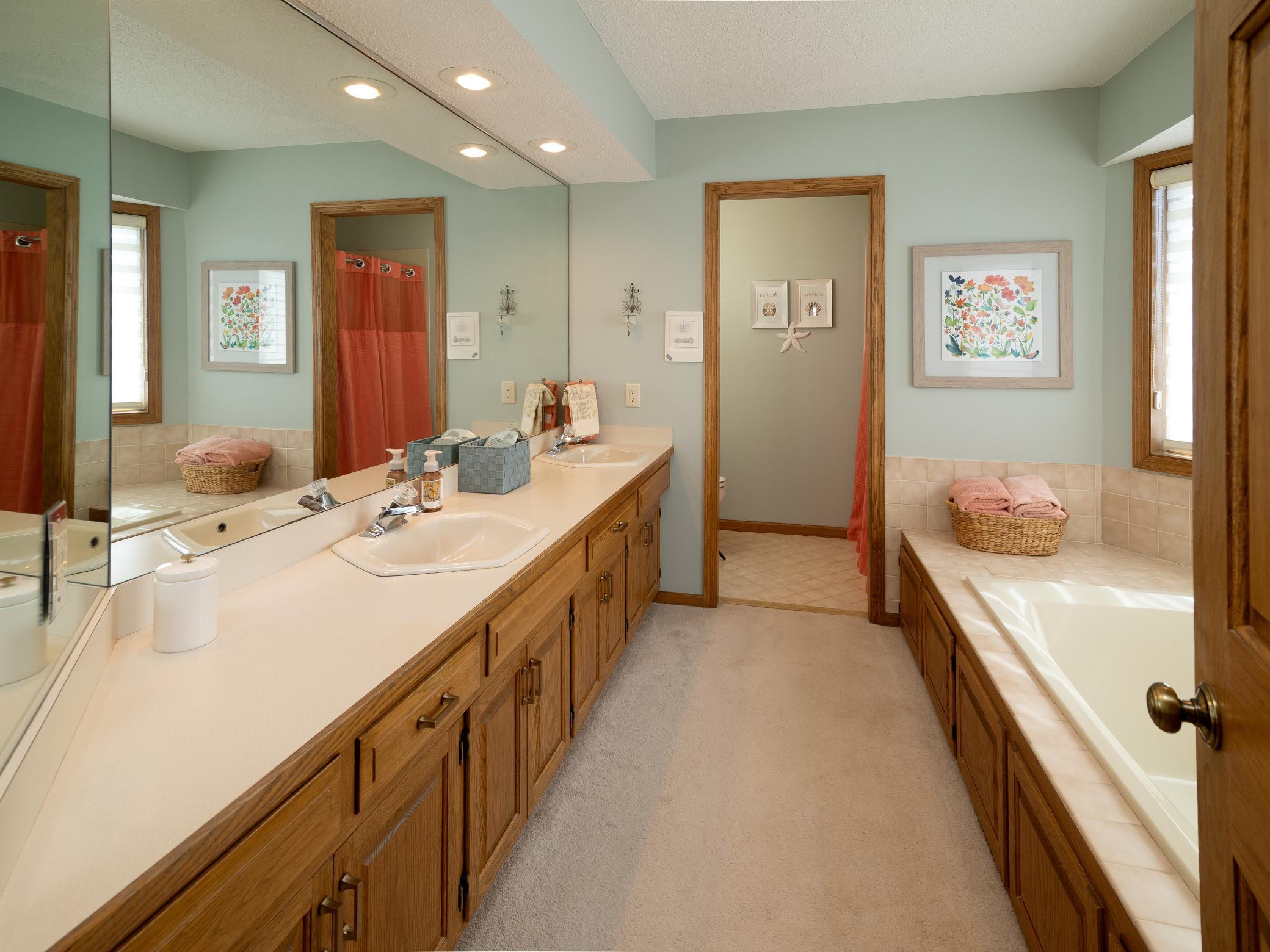 Private Primary Full Bath