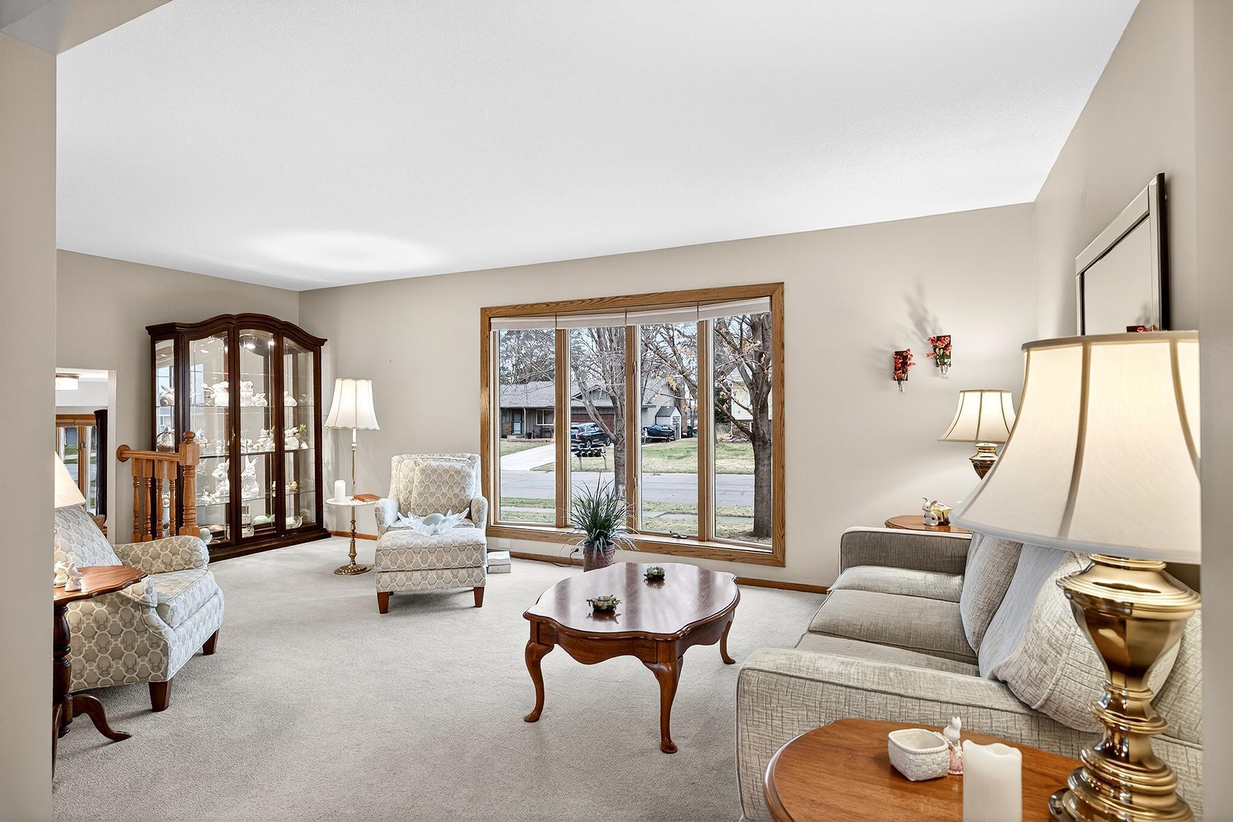 Bright and Spacious Living Room