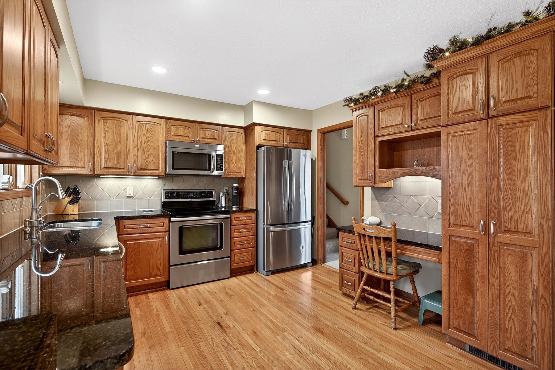 Granite Countertops and Hardwood Floors