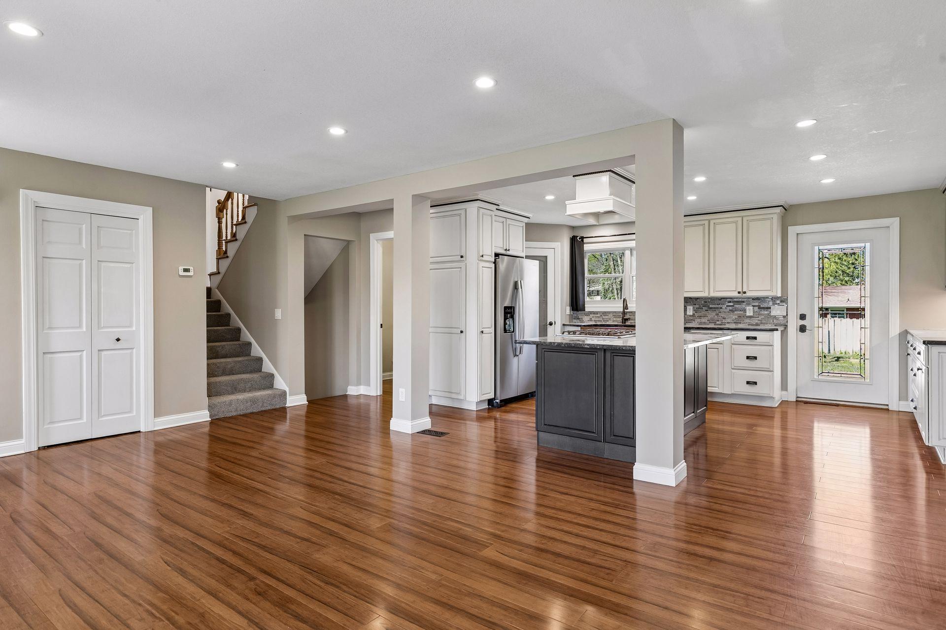 Easy, flowing floor plan around the kitchen. Walkout to the rear deck and backyard.