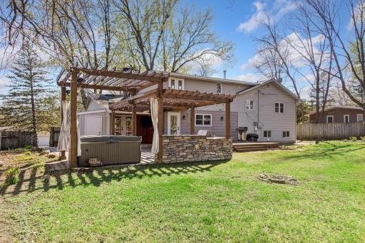304 Valley High Road, Burnsville, MN 55337