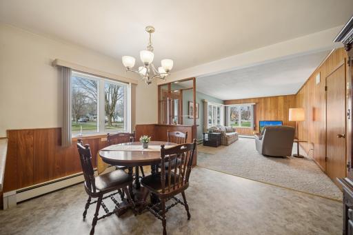 306 3rd Avenue SE, Blooming Prairie, MN 55917