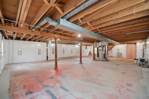 306 3rd Avenue SE, Blooming Prairie, MN 55917