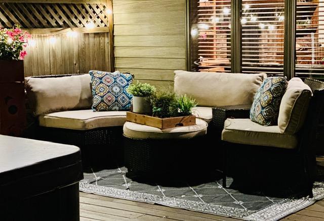 Private Deck Ideal for Outdoor Dining or Unwind under the Stars