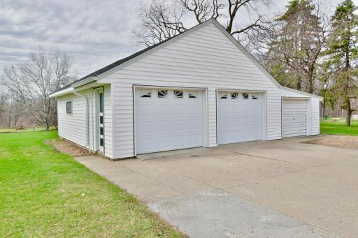 Wonderful 3 stall garage and workshop area