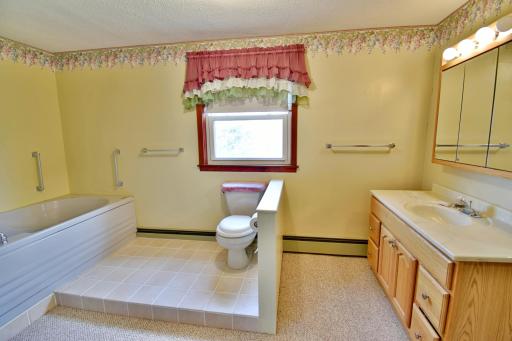 140 1st Avenue N, Brownton, MN 55312