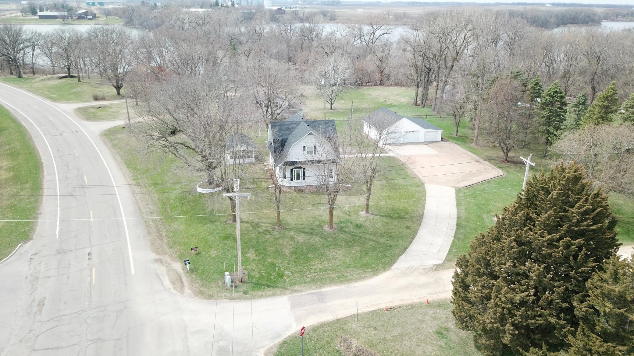 So much space to call your own, and conveniently located!