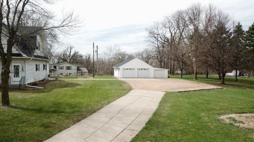 140 1st Avenue N, Brownton, MN 55312