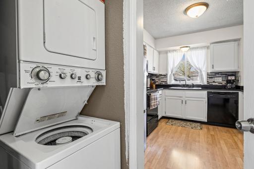 1623 106th Avenue NW, Minneapolis, MN 55433