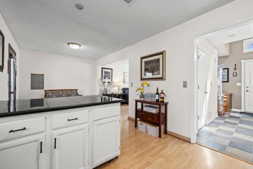 1623 106th Avenue NW, Minneapolis, MN 55433
