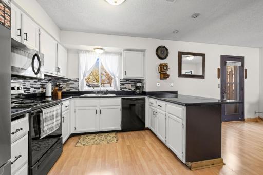 1623 106th Avenue NW, Minneapolis, MN 55433