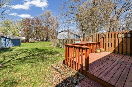 1623 106th Avenue NW, Minneapolis, MN 55433
