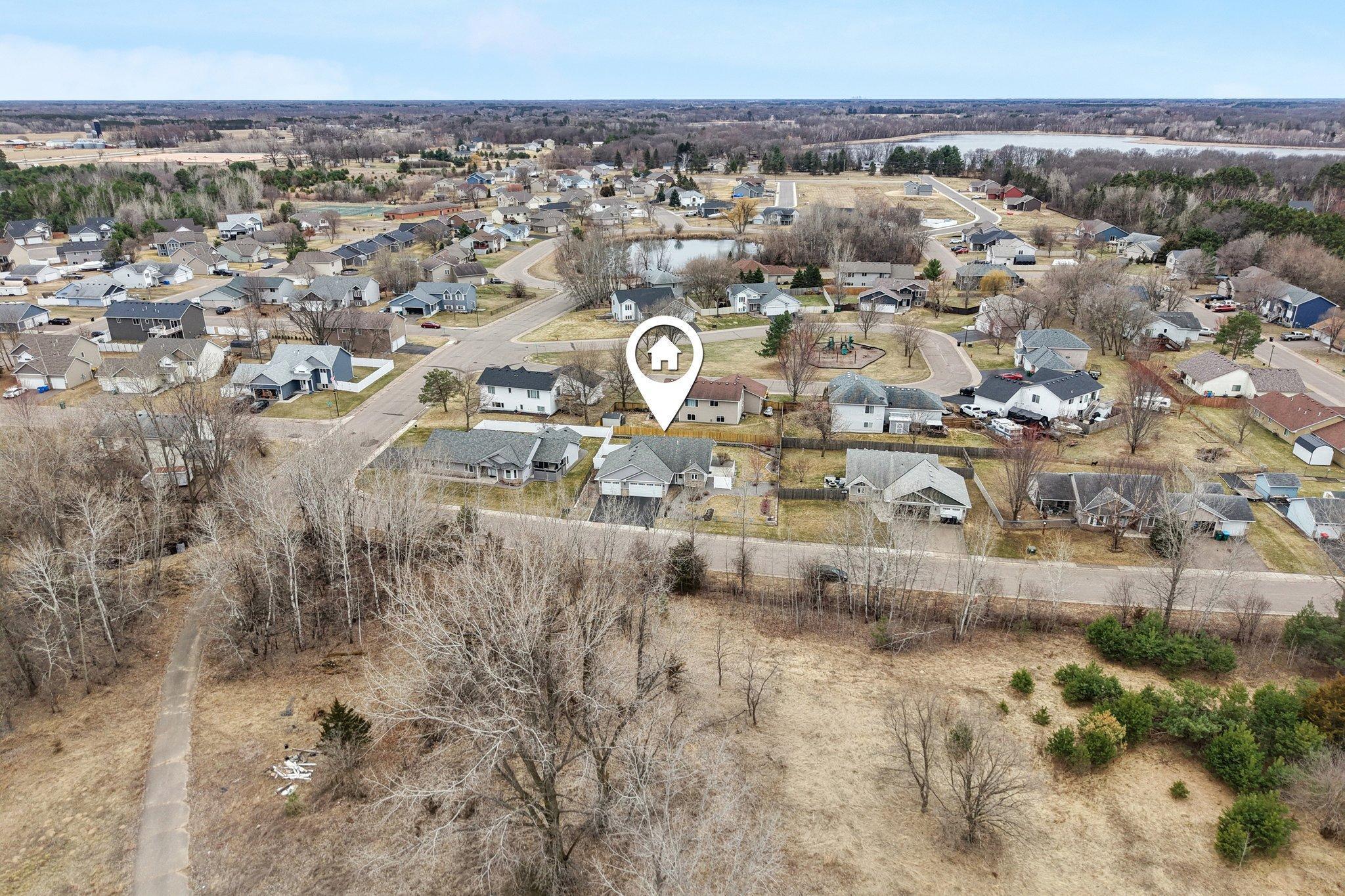 42-web-or-mls-244th Ave-S0204-042.jpg