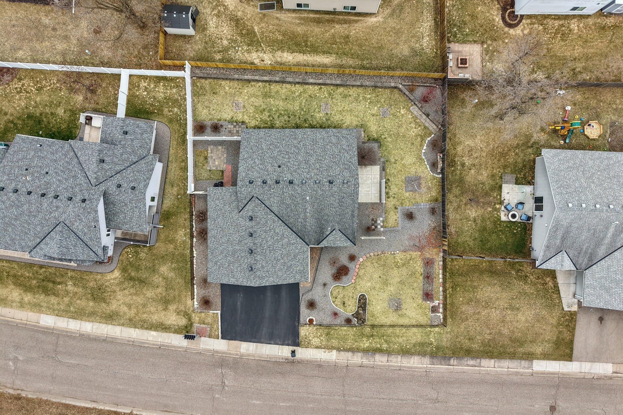 43-web-or-mls-244th Ave-S0204-043.jpg