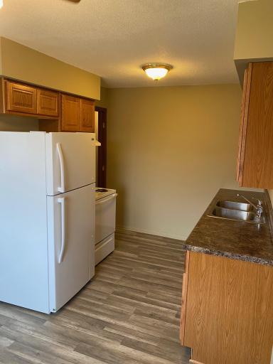 7632 Pleasant Avenue, Minneapolis, MN 55423