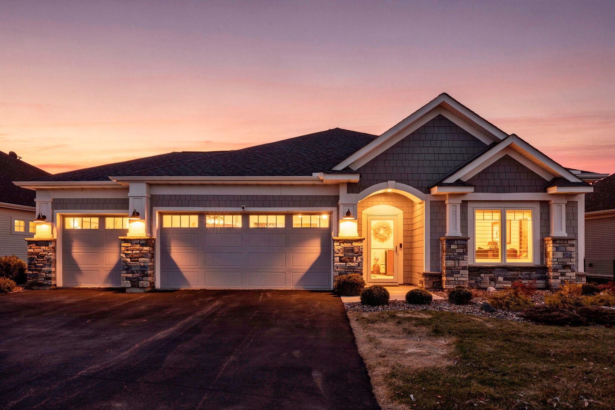 4-web-or-mls-1085 77th St-375 copy.jpeg