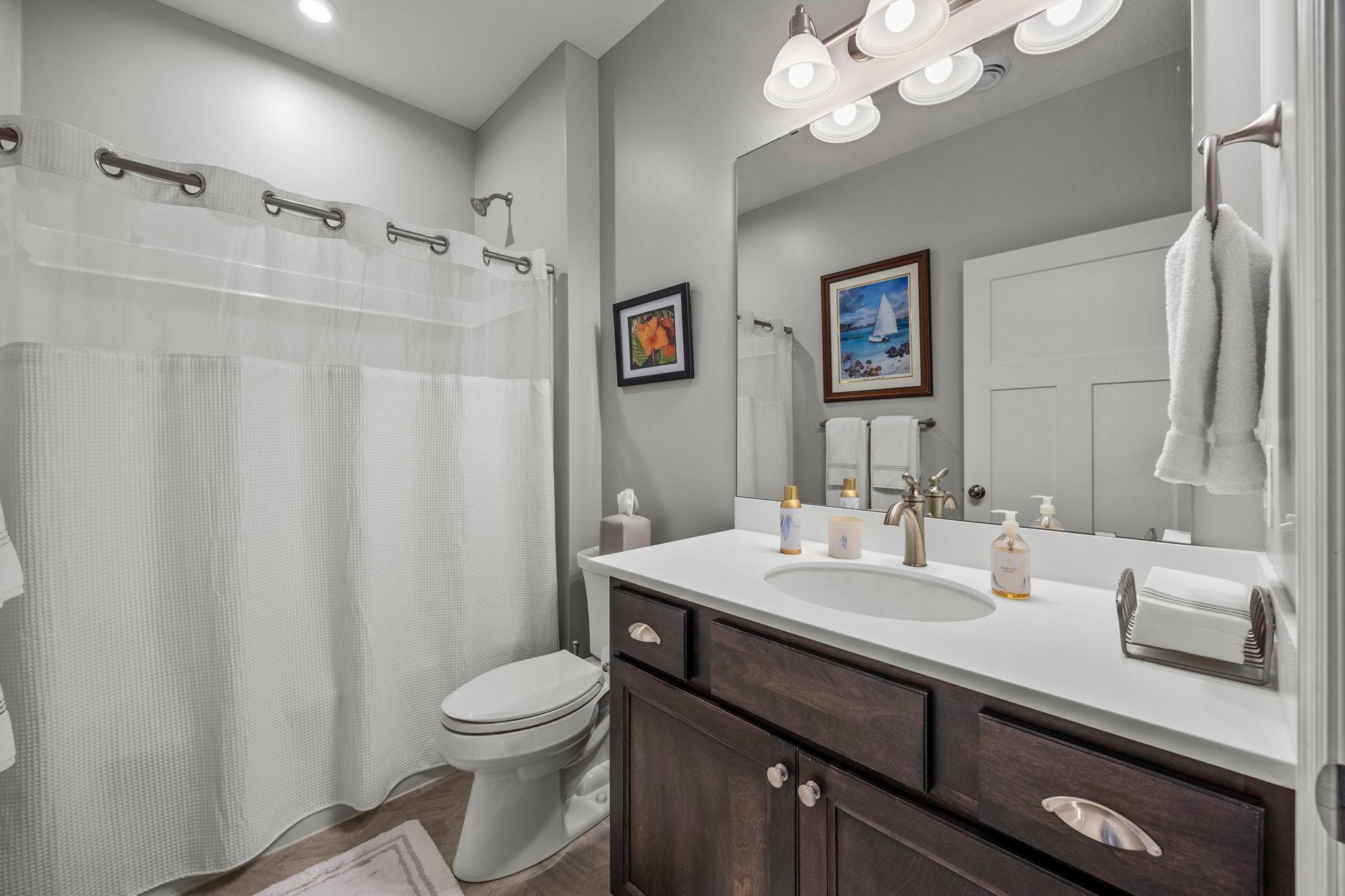 30-web-or-mls-1085 77th St-50.jpeg