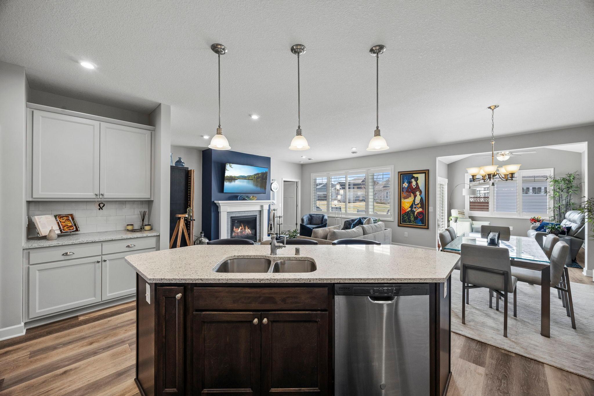 52-web-or-mls-1085 77th St-99.jpeg