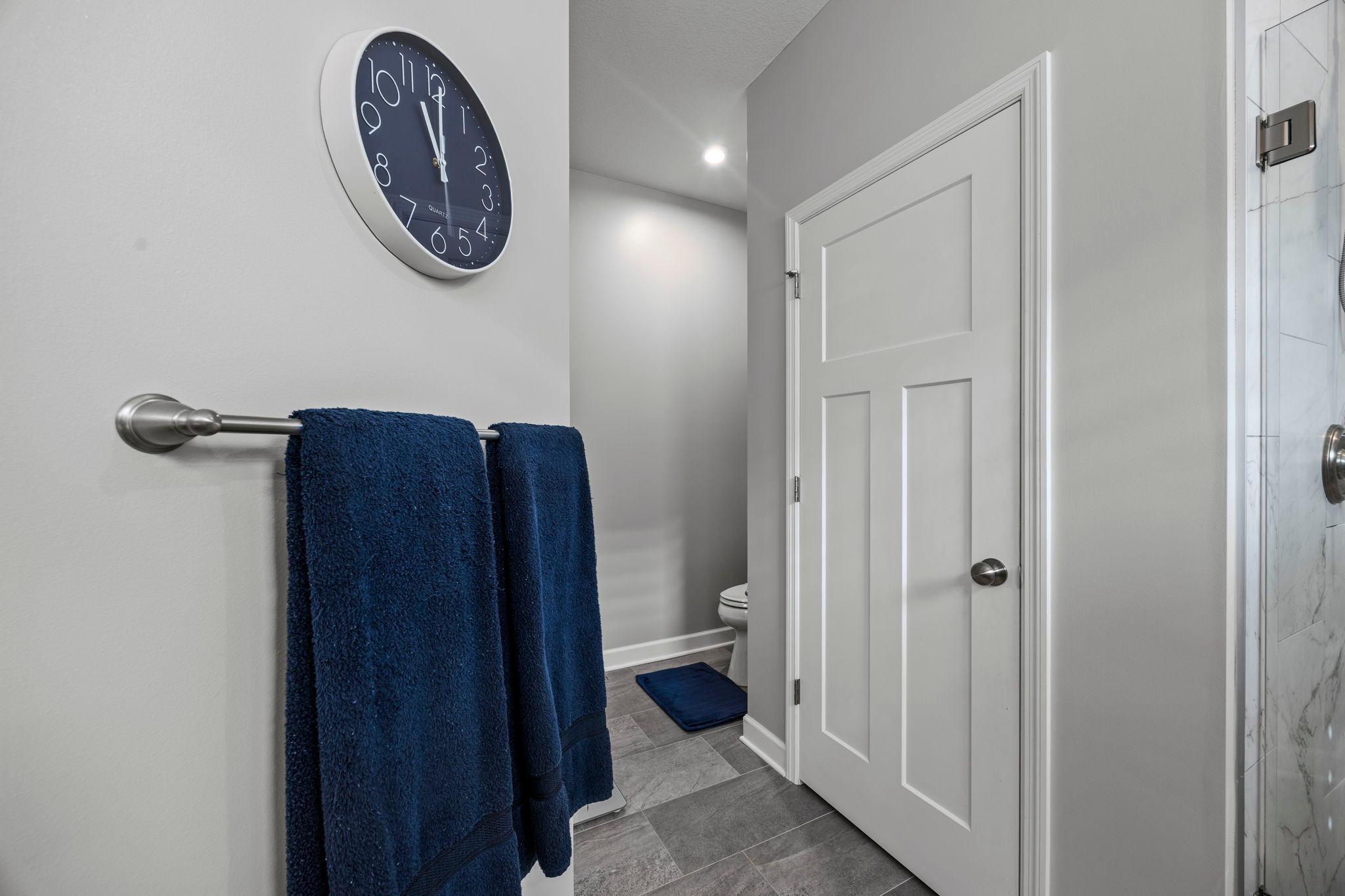 74-web-or-mls-1085 77th St-305.jpeg