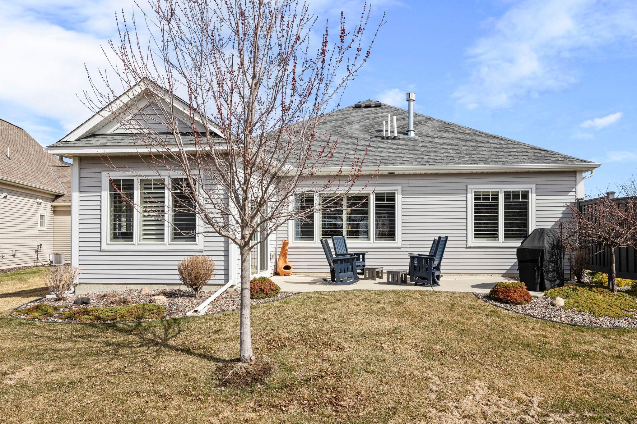 93-web-or-mls-1085 77th St-344.jpeg