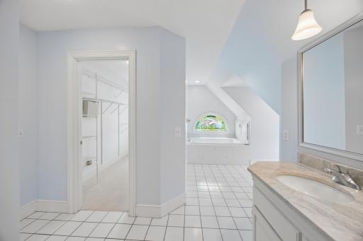 6565 Cherokee Trail W, Eden Prairie, MN 55344