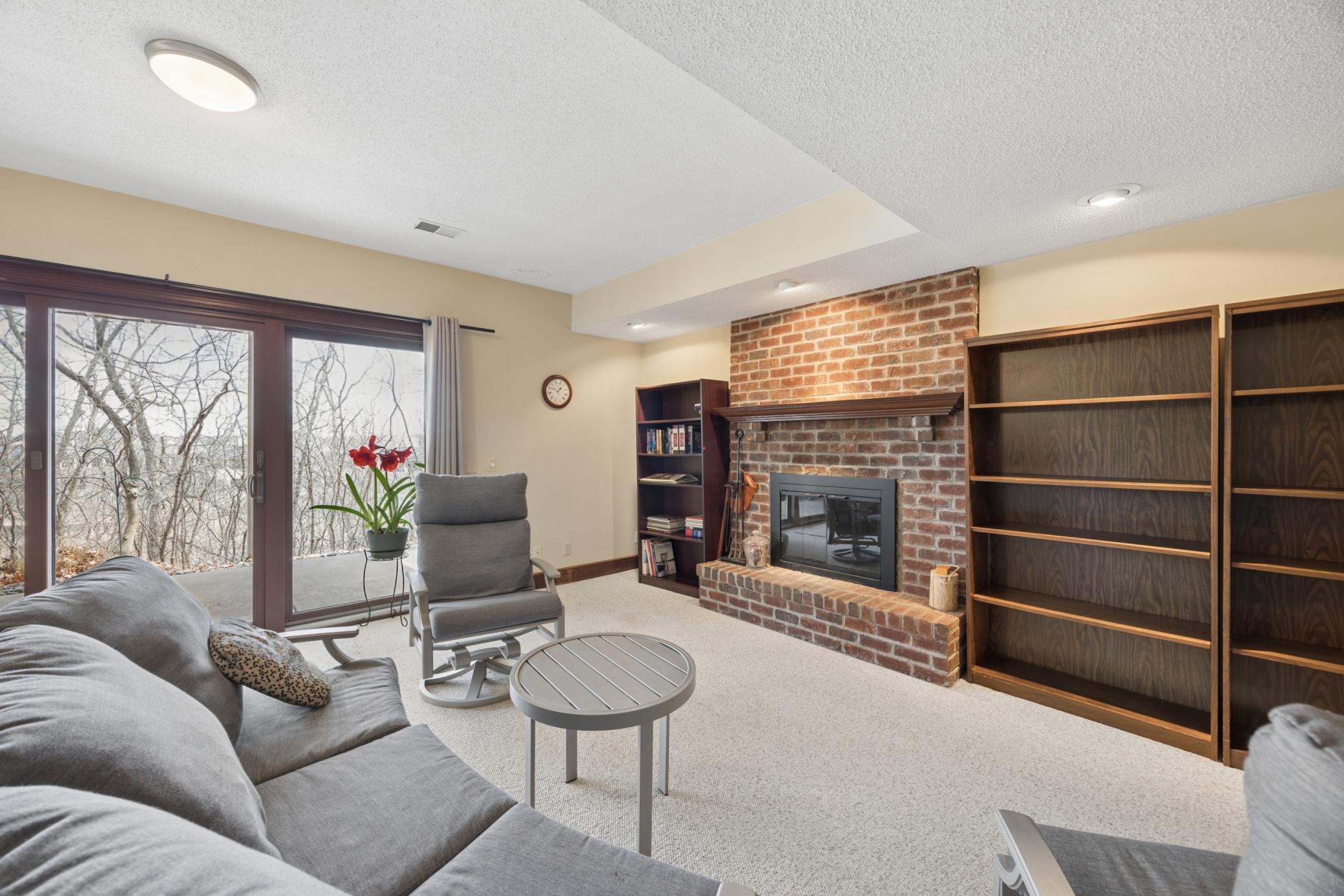 Another great entertaining place with a Kitchenette