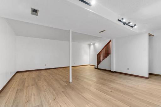 6540 Zealand Avenue N, Minneapolis, MN 55428