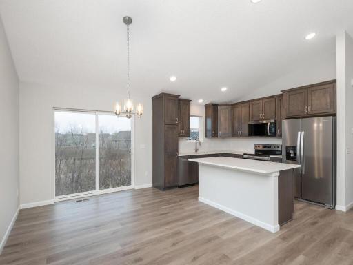 648 Hawthorne Lane, Watertown, MN 55388