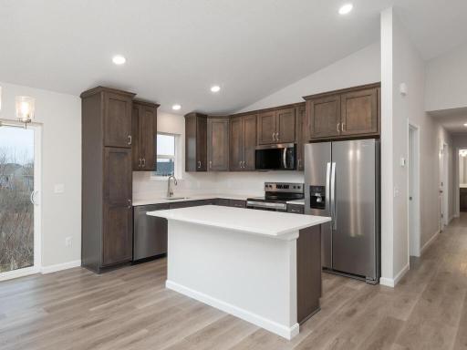 648 Hawthorne Lane, Watertown, MN 55388