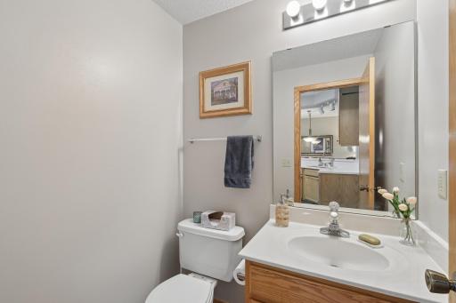 18195 Warbler Lane, Eden Prairie, MN 55346