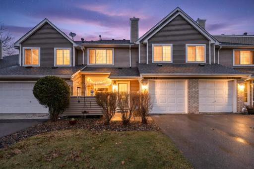 18195 Warbler Lane, Eden Prairie, MN 55346