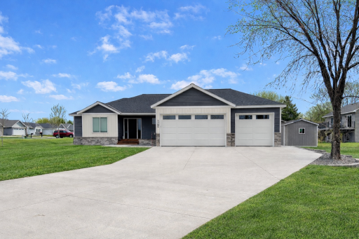 Photo for 1707 17th Street NW, Willmar, MN 56201 - listing #7043936 1707 17th Street NW, Willmar, MN 56201