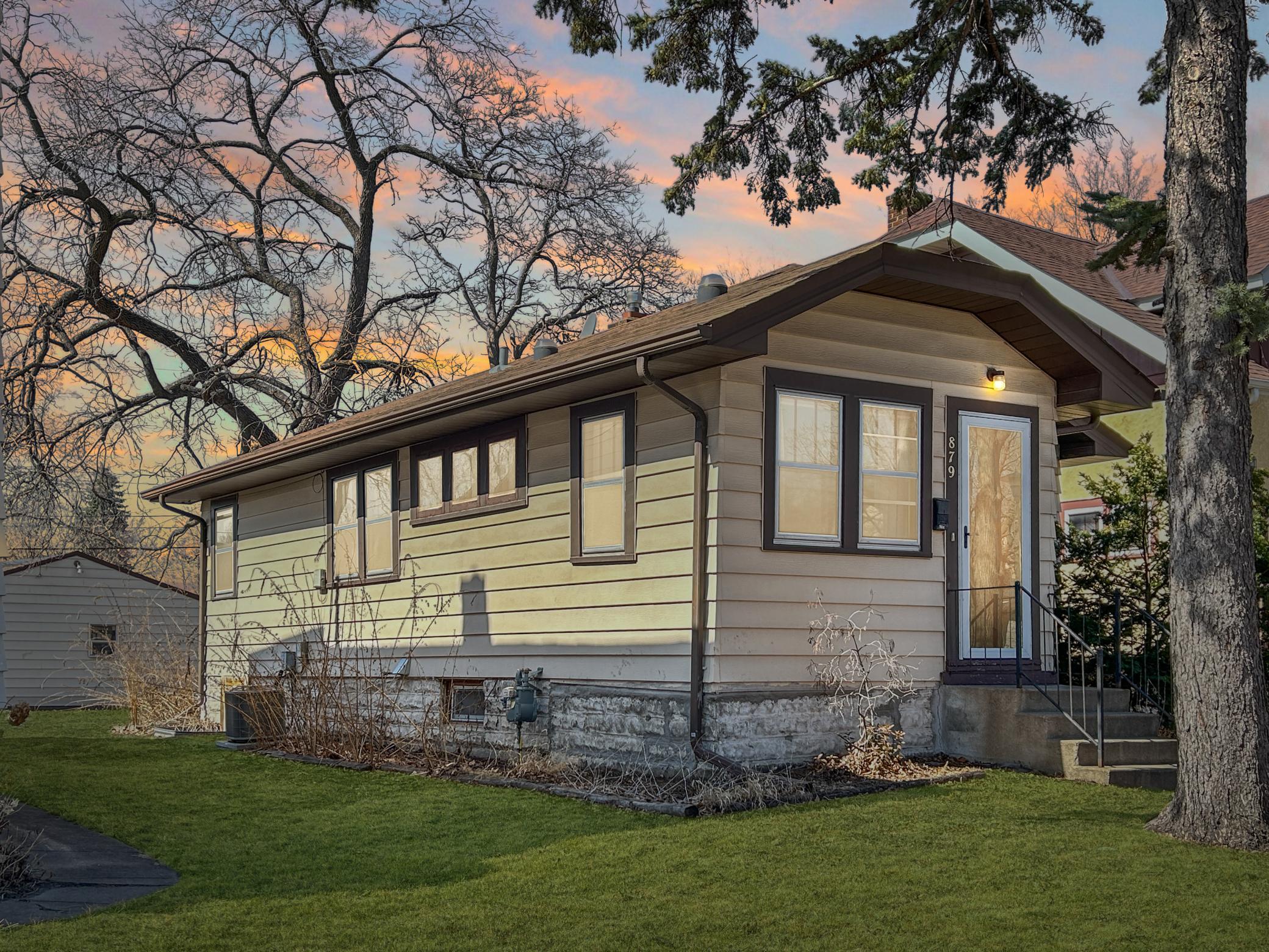 24 Front of House DTD2.jpg