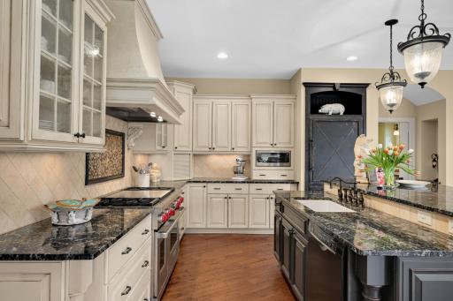 6801 Dakota Trail, Minneapolis, MN 55439
