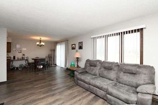 241 6th Avenue S, Casselton, ND 58012
