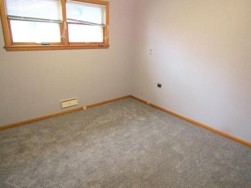 1202 N 5th Street, Montevideo, MN 56265