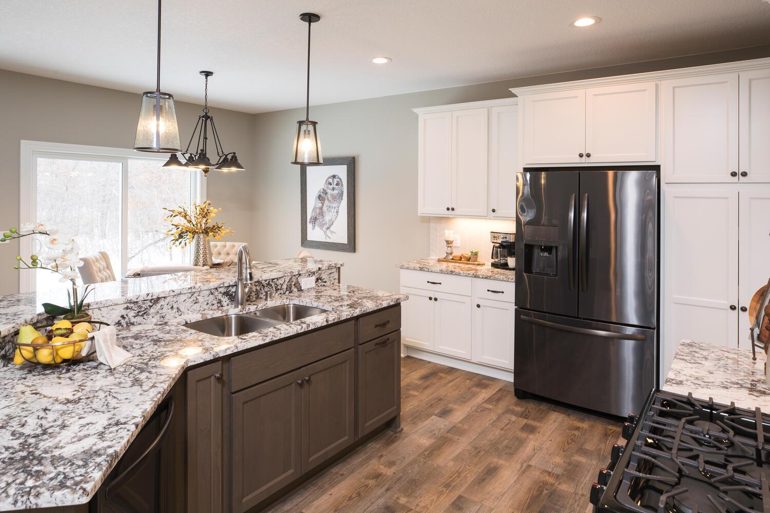 4745 381st Trail North Branch-large-014-041-010-1500x1000-72dpi.jpg