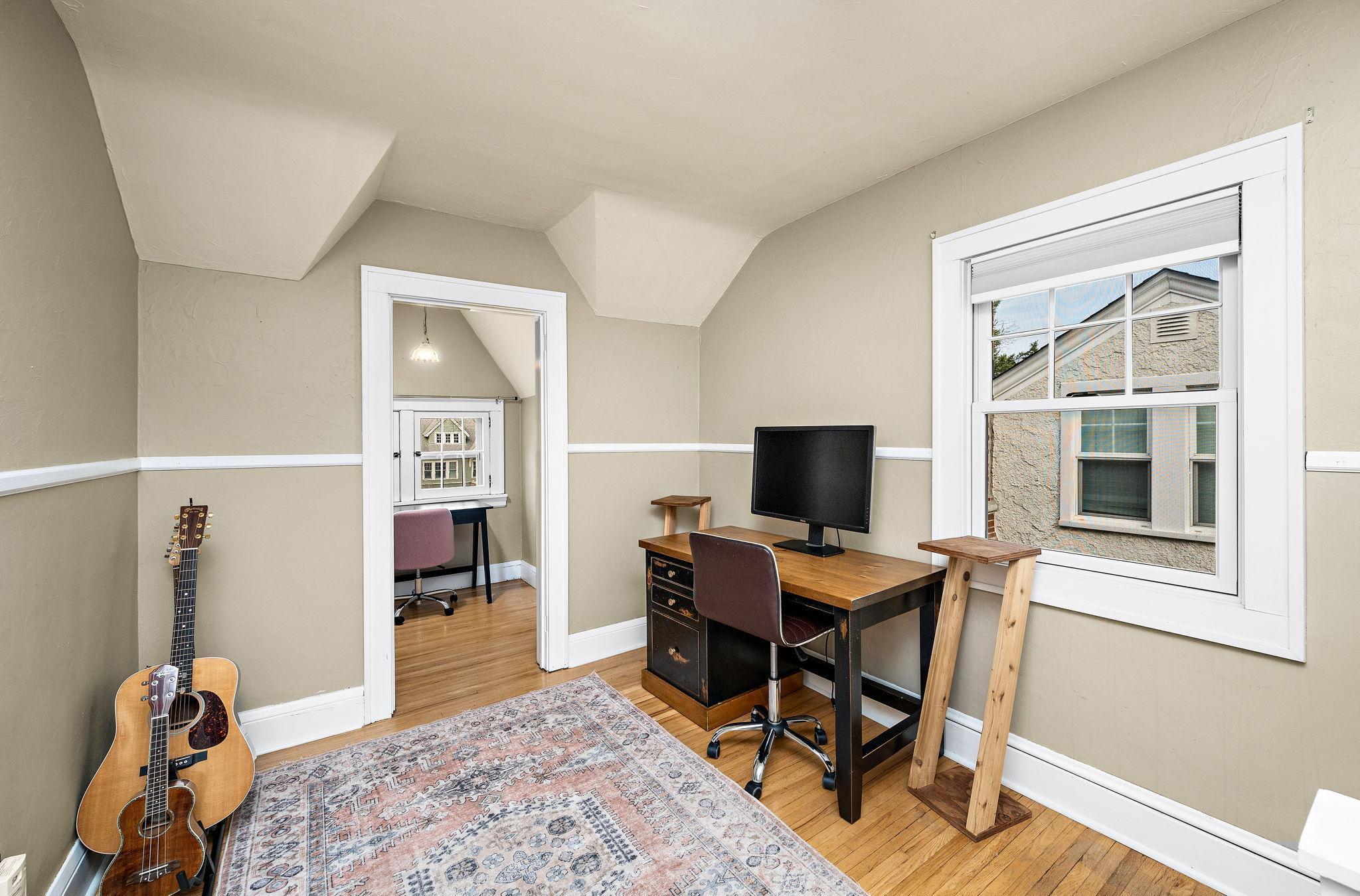 Upper Level Landing & Flex Room