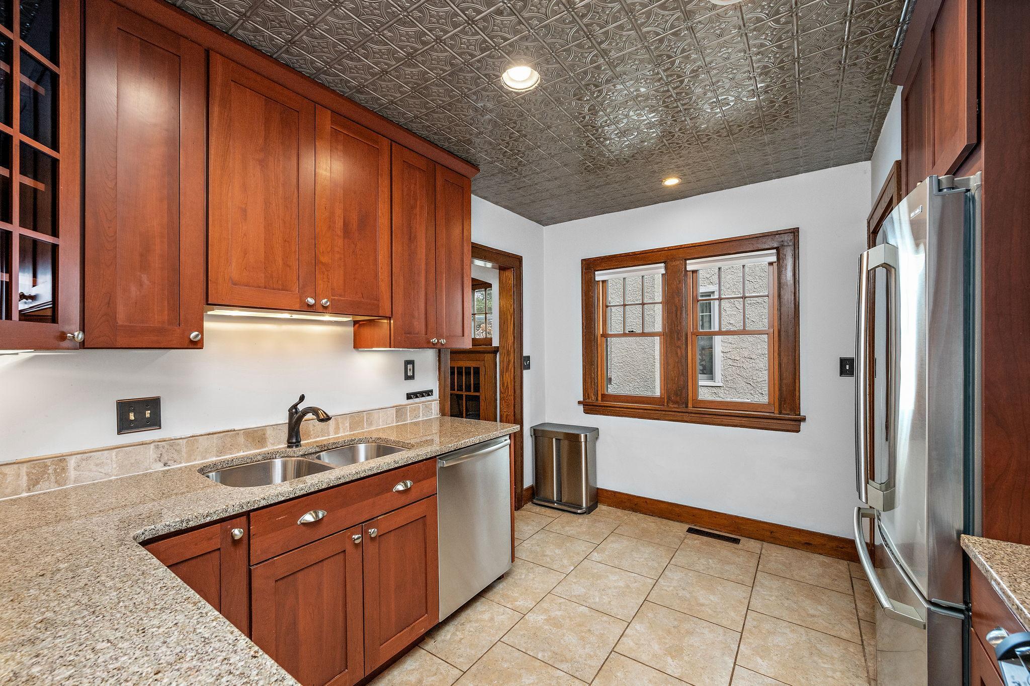 Kitchen Granite Counters